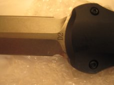 DISCONTINUED BENCHMADE PAGAN OTF D2 STEEL NIB