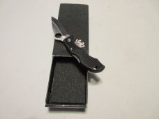 SPYDERCO LADYBUG LBKP3 JAPAN BLACK VG-10  NEW OLD STOCK 