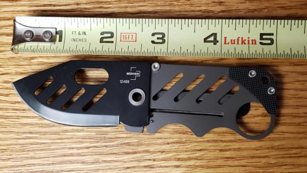 Boker Stowaway Lockback Hidden Credit Card Knife with Clip and 440 Stainless Steel Boker Stowaway Lockback Hidden Credit Card Knife with Clip and 440 Stainless Steel