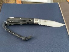 The Queen Q-TAC # 7 Tactical Lockback 