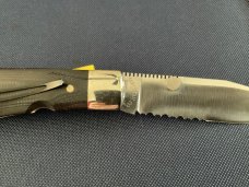 The Queen Q-TAC # 7 Tactical Lockback 