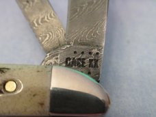 Case XX 2023 Damascus Peanut Vintage Bone Pattern #V6220 DAM 
