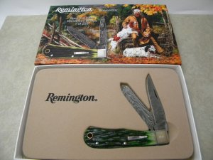 Remington UMC USA 2012 R1173 Bone Damascus Baby Bullet Knife 