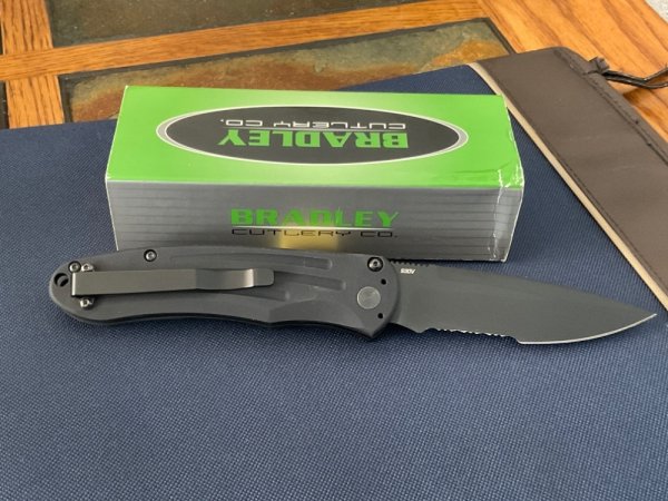 Bradley Cutlery Knives Alias 1 Large Black Frame lock /17900SBK 
