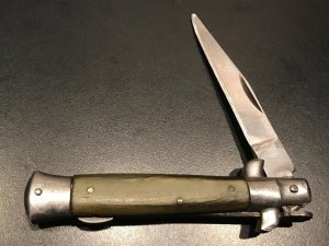 Vintage 7quot Italian Lockback Stiletto with Horn Scales