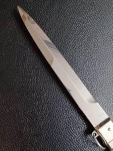 12"  AGA Campolin Sicilian Fighter Stag Horn. 