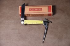 ROUGH RYDER YELLOW MARLIN SPIKE FOLDING KNIFE RR897