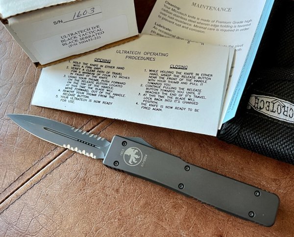 Microtech Ultratech From 2004, Black Tactical With Black Serrated Blade, Unused With Box 