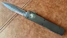 Microtech Ultratech From 2004, Black Tactical With Black Serrated Blade, Unused With Box 