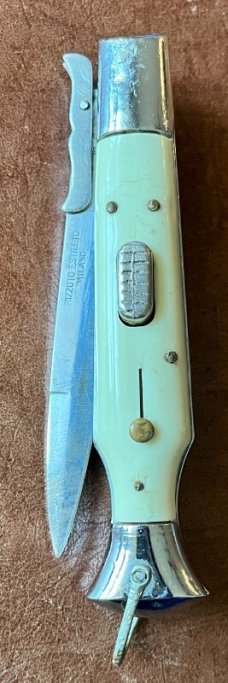 Rare Rizzuto Estileto Milano, White Handle, Wasp Body, Square Button, Mustache Guards 