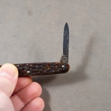 E.C. Simmons Keen Kutter - Unique Pattern W/ Etch Still Visible - Bare end Jigged Bone Pen Knife