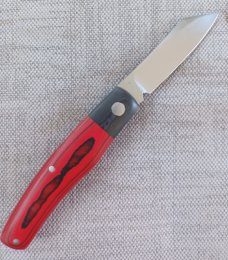 DrT Carbonquartz Whittier..red scales...black bolsters..all Carbonquartz..coa.