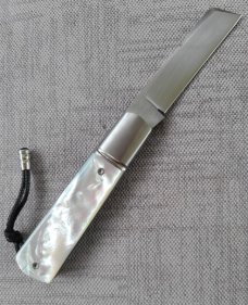 Vincenzo Balistreri White Wolf..Mother of Pearl..AEB-L..liners..lanyard pin and bead..coa.slip