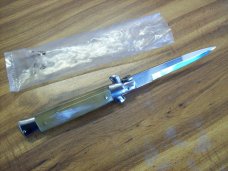 Renzo Beltrame 9 inch Honey Horn Stiletto Bayo Swivel Bolster Brand New