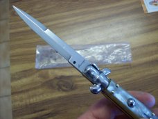 Renzo Beltrame 9 inch Honey Horn Stiletto Bayo Swivel Bolster Brand New