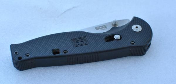 SOG Flash II 4 1/2" Closed Zytel Handles Japan AUS-8 SS 3 Oz+ Very fast Out Handled No Use SOG Flash II 4 1/2" Closed Zytel Handles Japan AUS-8 SS 3 Oz+ Very fast Out Handled No Use