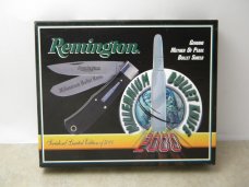 Remington USA R1128 2000 Horn Millennium Bullet Trapper Knife in Box