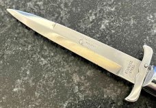 Rare Rizzuto Estileto Milano Wasp Body Mustache Swing Guard Switchblade Knife 