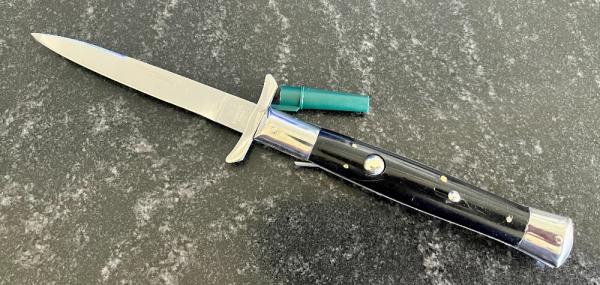 Rare Rizzuto Estileto Milano Batwing Guards No Bale Switchblade Knife Rare Rizzuto Estileto Milano Batwing Guards No Bale Switchblade Knife