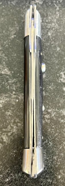 Rare Rizzuto Estileto Milano Batwing Guards No Bale Switchblade Knife 