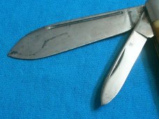 VINTAGE 4 LINE CAMILLUS CUTLERY CO BONE EZ EASY OPEN JACK FOLDING POCKET KNIFE KNIVES OLD