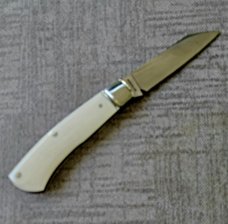 Pablo Castellani Super Tusk Native..4"..14C28N...Fluted/integral/doved bolsters..makers pouch/coa