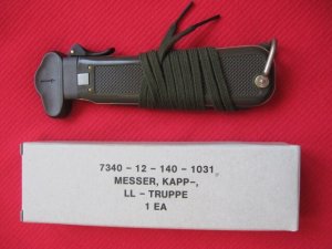 Vintage Large Size BUND German Luftwaffe PARATROOPER Gravity Knife - MINT IN BOX !