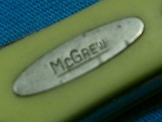VINTAGE MCGREW ARKANSAS USA FOLDING POCKET COKE BOTTLE SWELL CENTER SLEEVEBOARD KNIFE KNIVES OLD