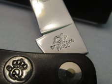 Queen Linen Micarta Lock Back D-2 Steel Pattern # 1500