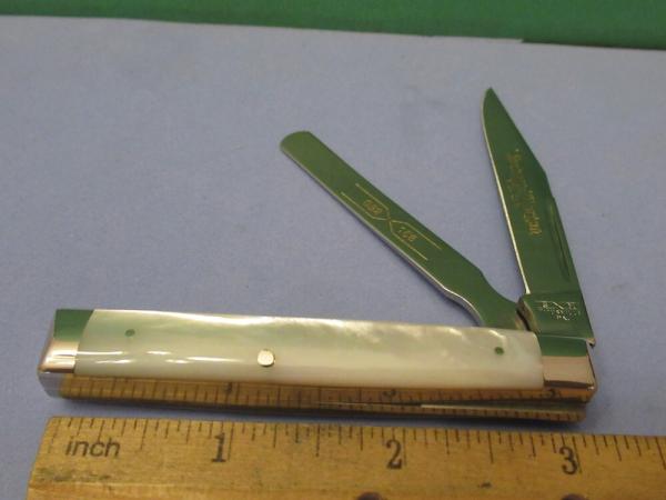 Schatt & Morgan 2000 Pearl Doctors Knife Pattern # 052166