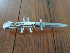 AKC ITALIAN STYLE MEDICI KNIFE IN STAG