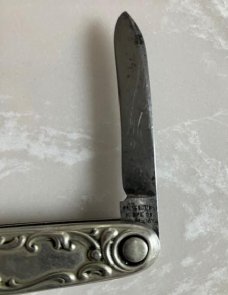 PRESS BUTTON KNIFE CO DOUBLE BLADE