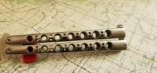 Benchmade - Model 42 Balisong - Serrated - T Latch