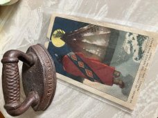 ROUND OAK INDIAN, ADVERTISING ITEM IRON AND POST CARD