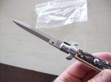 Renzo Beltrame Scarce 8 inch Genuine Stag/Antler Stiletto Bayo Swivel Bolster Brand New