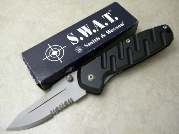 Smith & Wesson Taylor Brands SWBLOPS Assisted Opening Folding Knife NIB