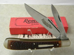 Remington UMC USA 1986 R1273 Delrin Banana Trapper Knife in Box