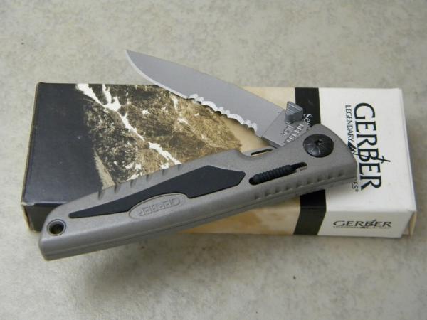 Gerber USA Urban Companion Seek the Legend Lockback Knife NIB