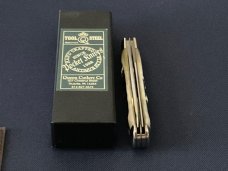 Queen Cutlery #19 Large Trapper.