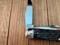 Winchester by Queen Sowbelly Stockman Old Utica Bone 1989