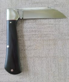K'roo Custom Reaper Raven,3.75..Black Linen...rwl34...red G10 spacers/liners..fileworked..coa/slip
