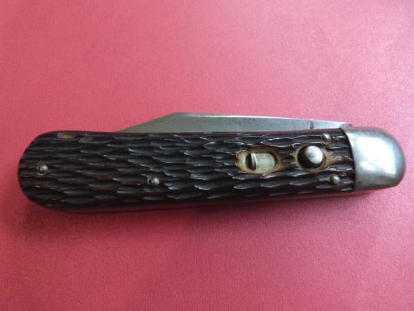 Schrade Cut Co Walden NY Auto Brown Bone