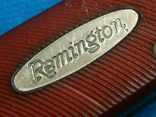 VINTAGE REMINGTON USA BARLOW BAREHEAD SAWCUT DELRIN RED FOLDING POCKET PEN KNIFE KNIVES OLD