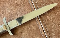 Rare Rizzuto Estileto Milano Tang Stamp Batwing Guards Single Pin Switchblade Knife 