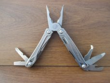 Leatherman "Wingman" Multi-Tool 