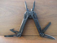Leatherman OHT Multi Tool 