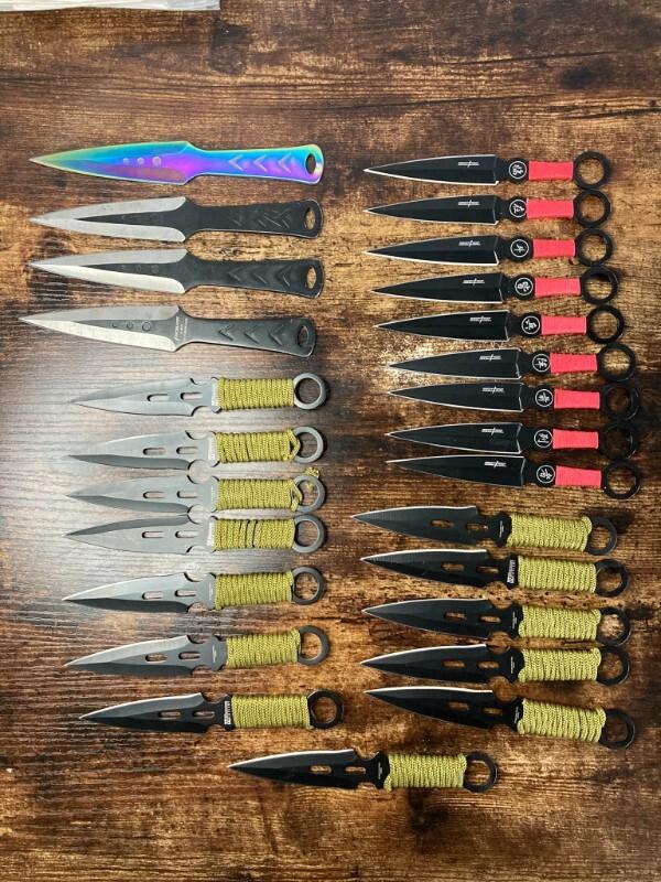 Lot of Throwing Knives