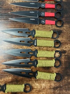 Lot of Throwing Knives