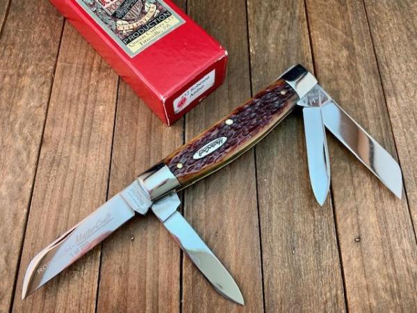 Robeson Mastercraft by Queen Congress #32 Amber Jigged Bone 1 of 200 Robeson Mastercraft by Queen Congress #32 Amber Jigged Bone 1 of 200