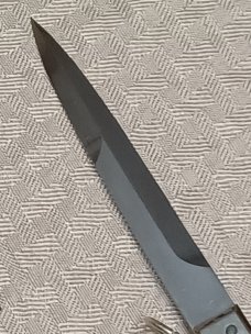 9"  AGA Campolin Sicilian Fighter Stag Horn. 